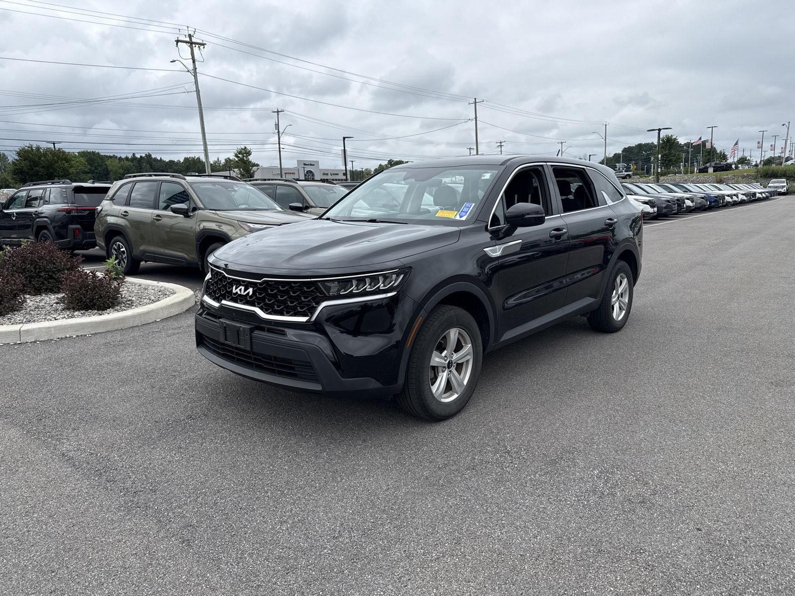 View vehicle photo 6