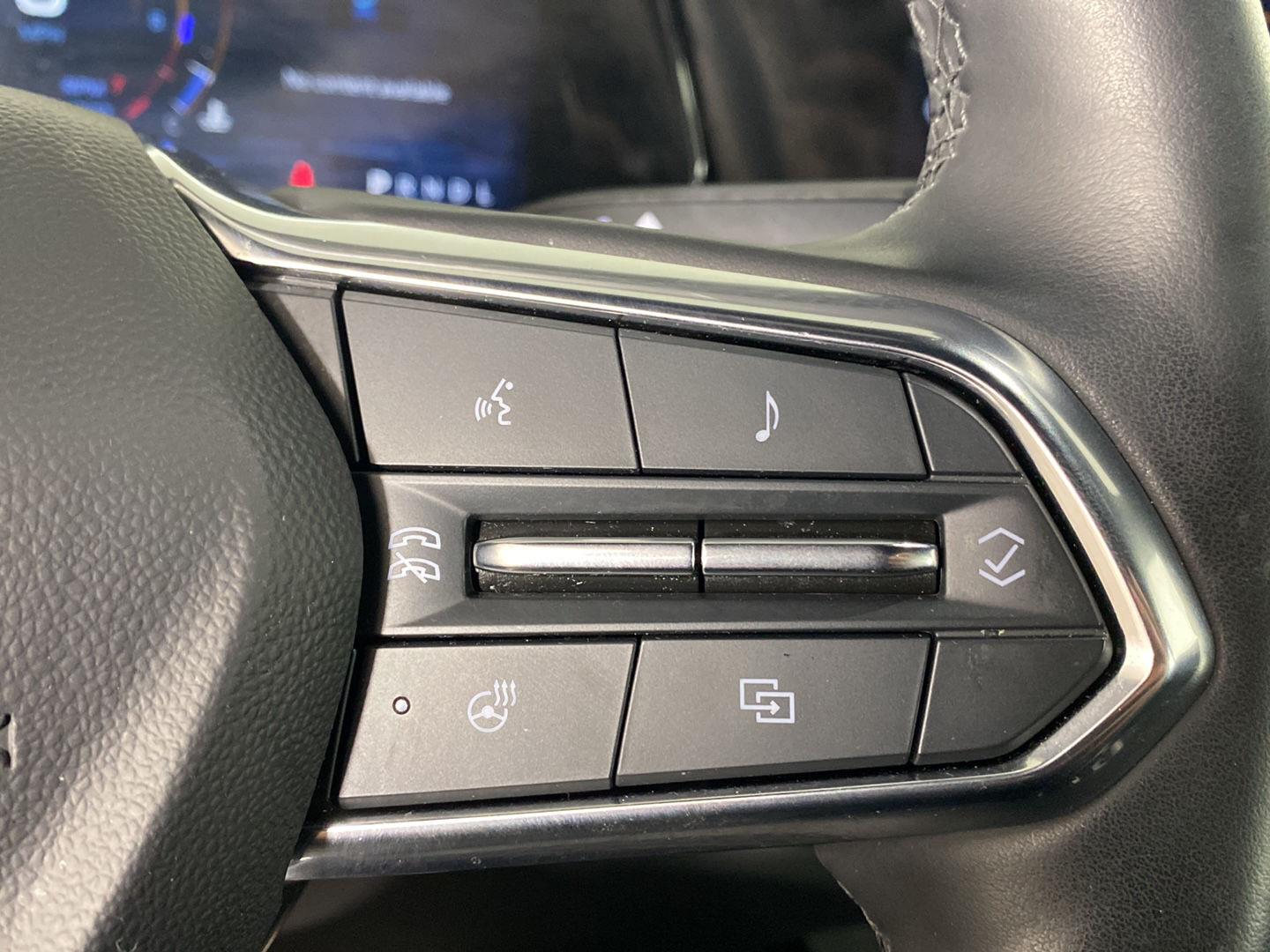 Used 2025  Chevrolet LT image 22