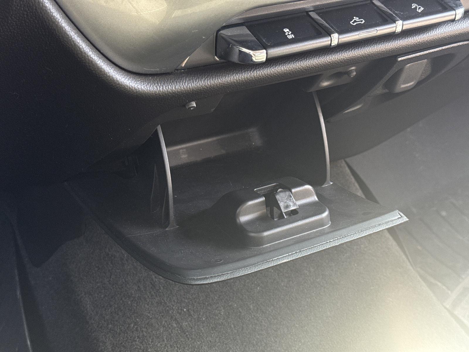 Used 2016 Deep Ocean Blue Metallic Chevrolet LT image 14