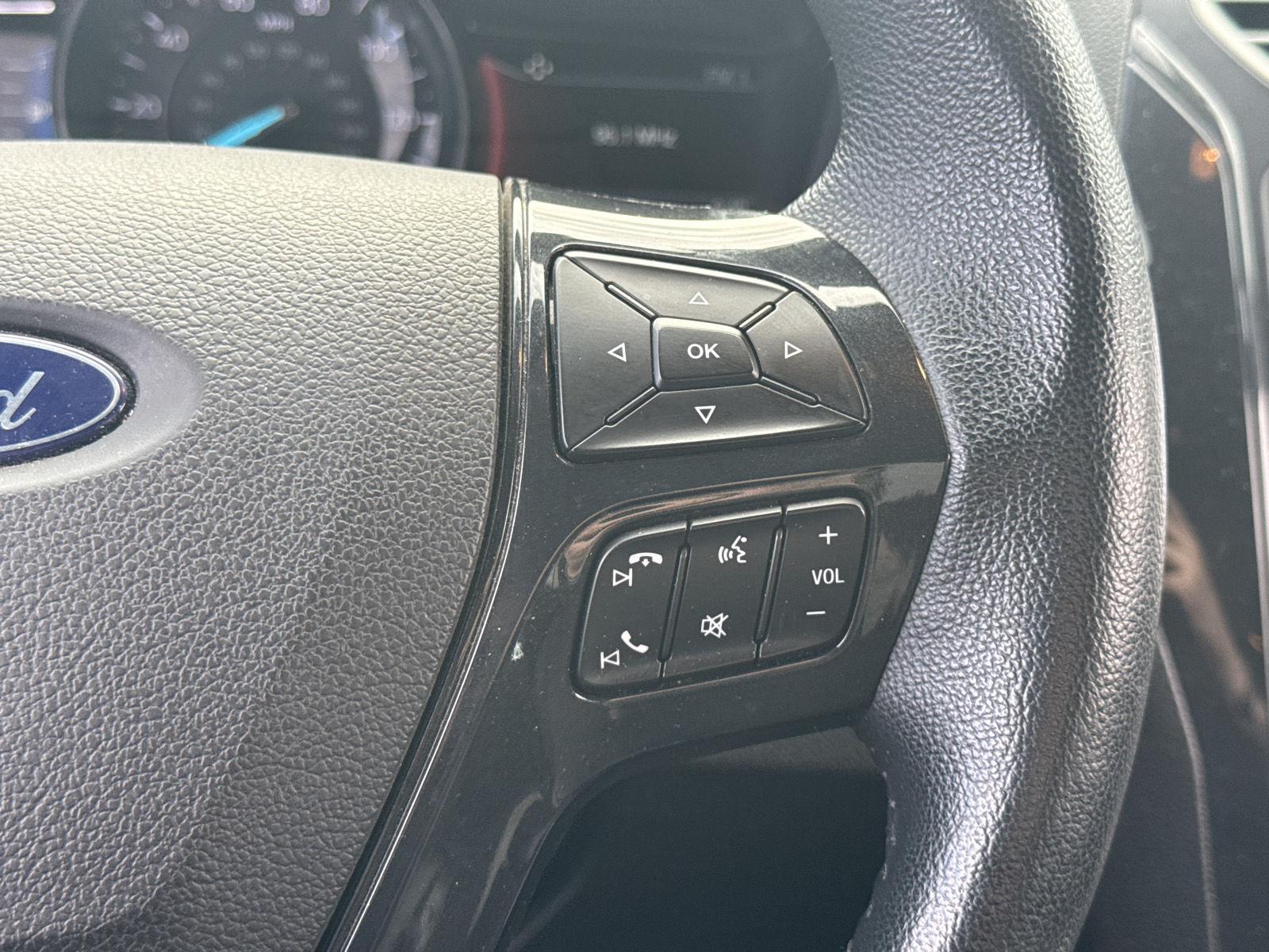 Used 2018 Shadow Black Ford XLT image 11