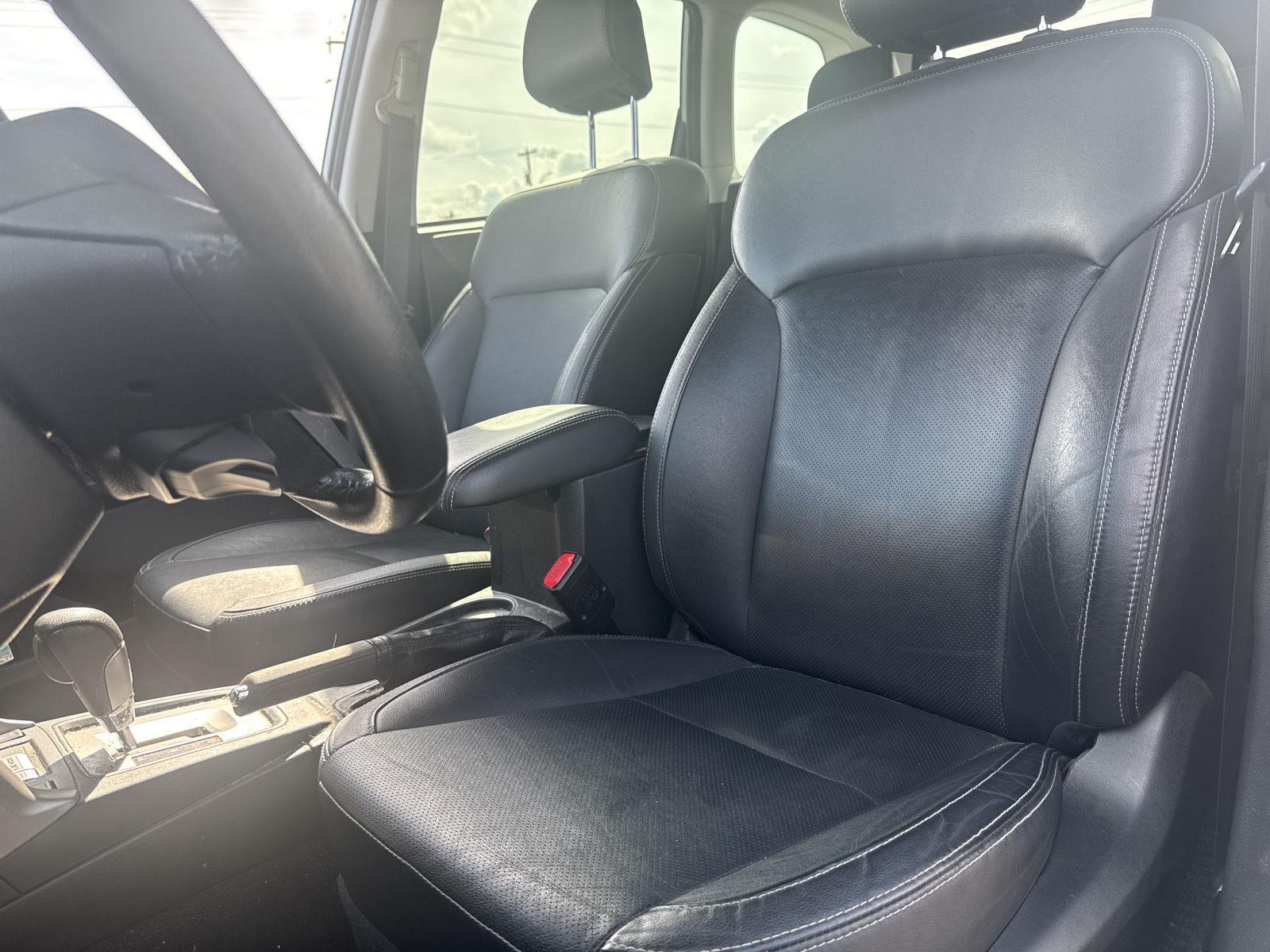 Used 2018 Ice Silver Metallic Subaru Limited image 8