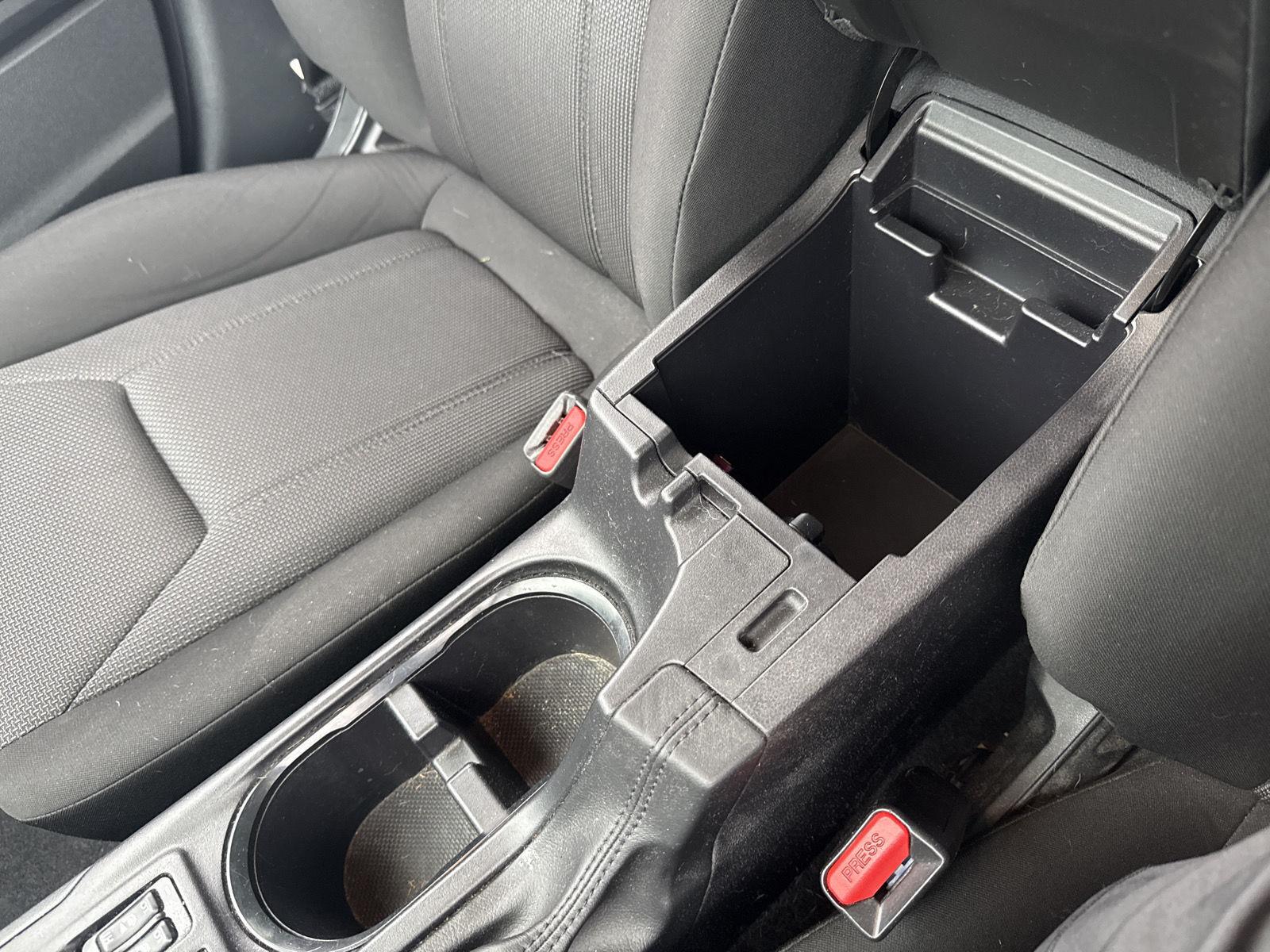 Used 2019 Ice Silver Metallic Subaru Premium image 14