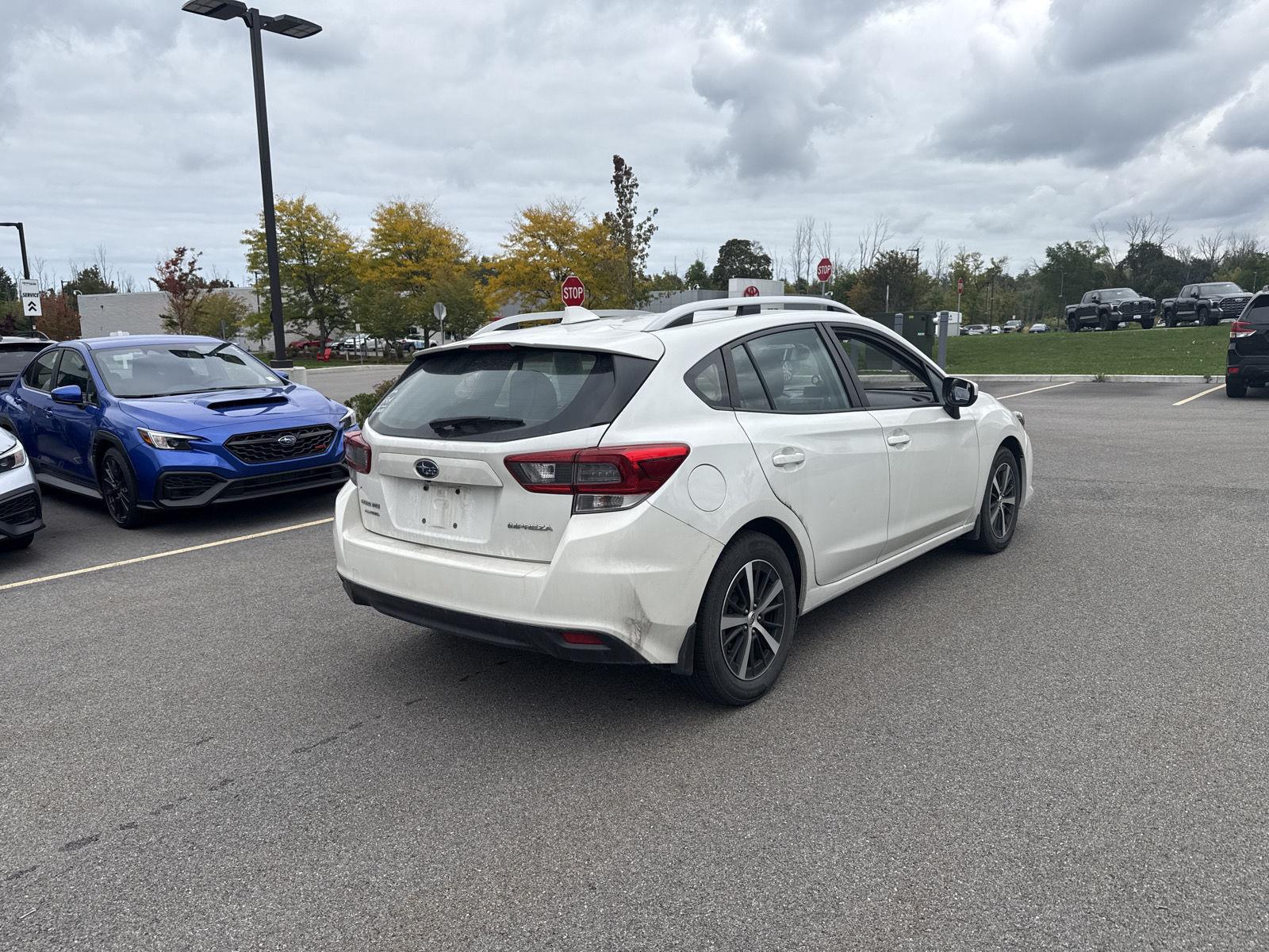 Used 2022 Crystal White Pearl Subaru Premium image 4