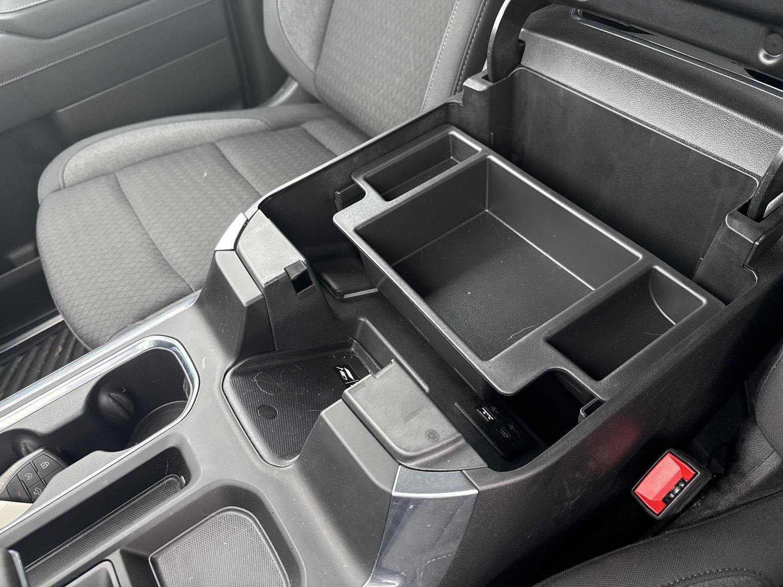 Used 2025 Summit White Chevrolet RST image 16