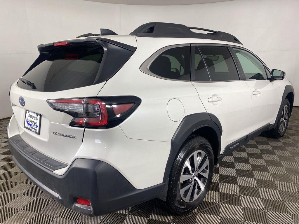 New 2025 Crystal White Pearl Subaru Premium image 6