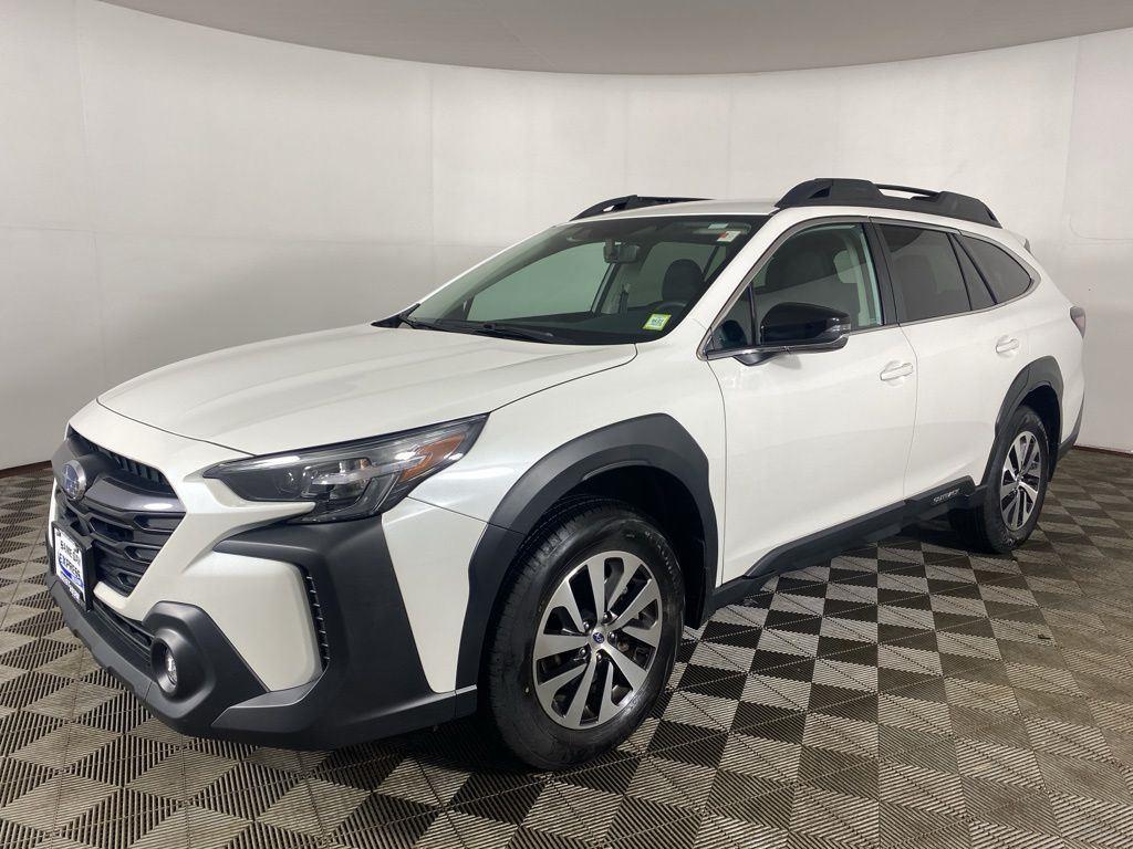 New 2025 Crystal White Pearl Subaru Premium image 11