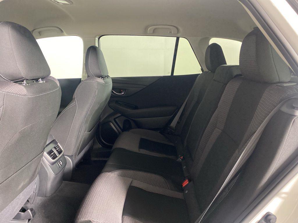 New 2025 Crystal White Pearl Subaru Premium image 25
