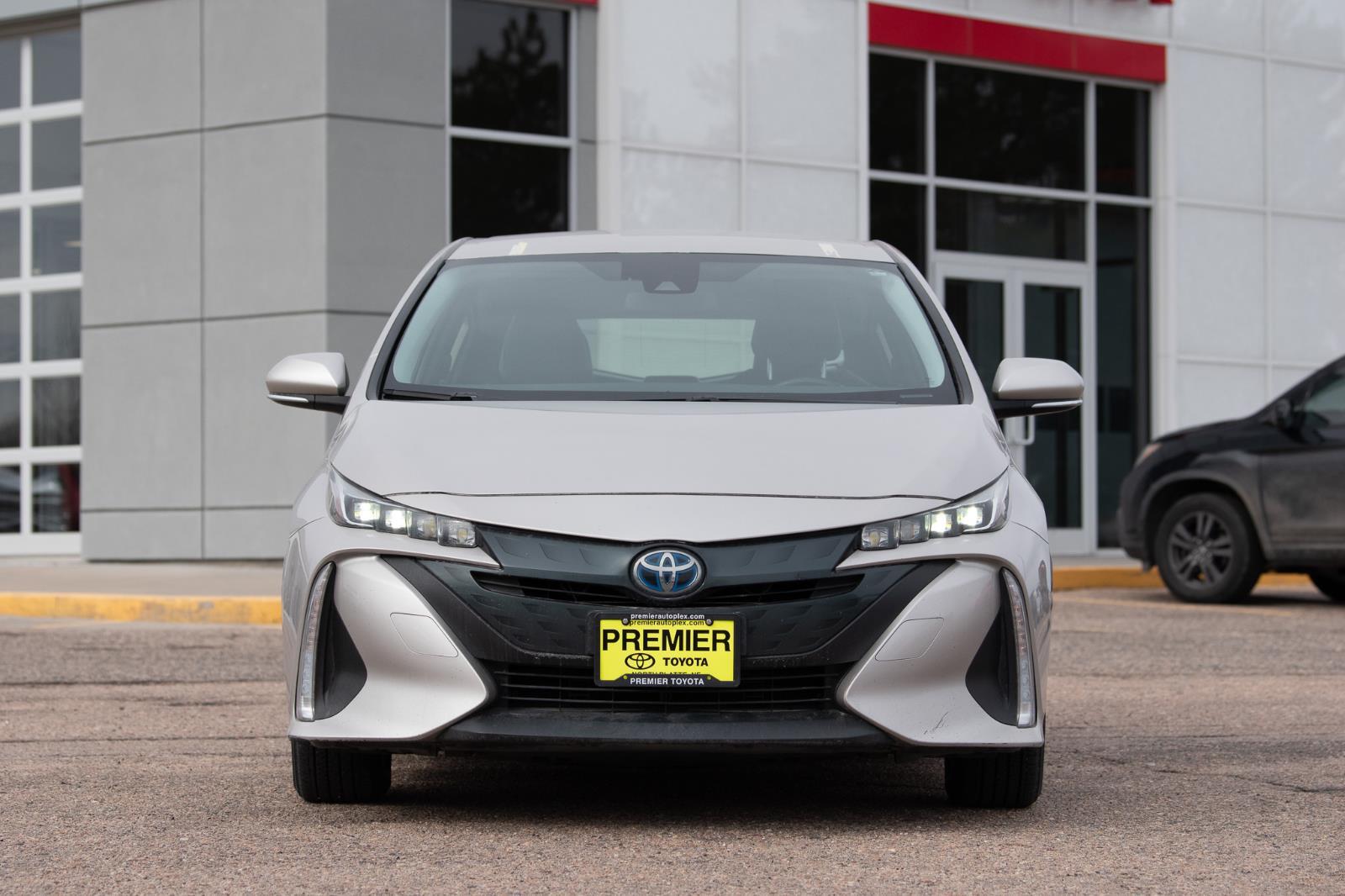 Used 2021 Toyota Prius Prime XLE with VIN JTDKAMFP4M3182324 for sale in North Platte, NE