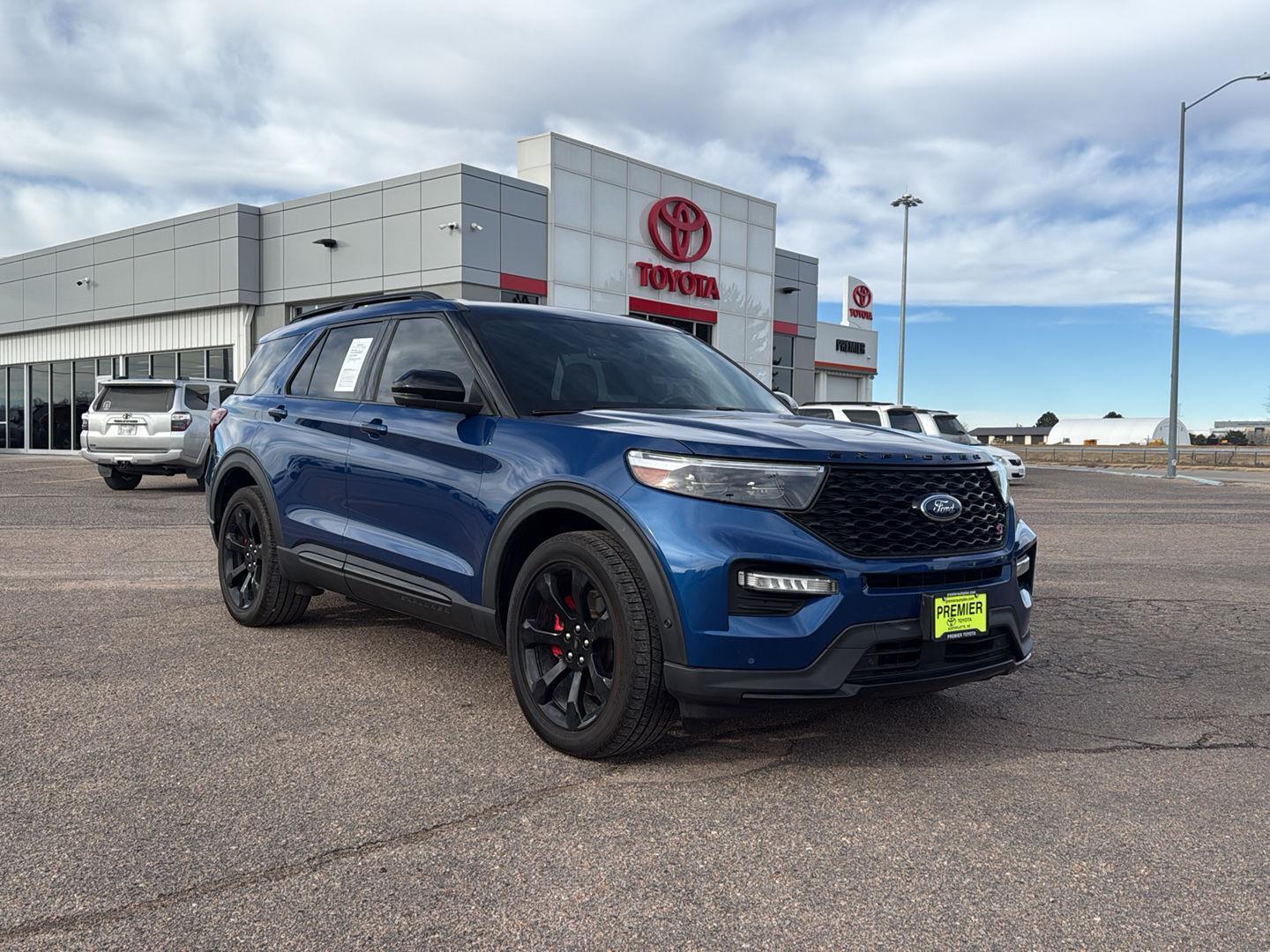 2021 Ford Explorer ST's photo