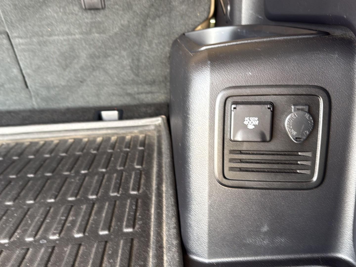 2020 Toyota 4Runner Limited - Photo 24