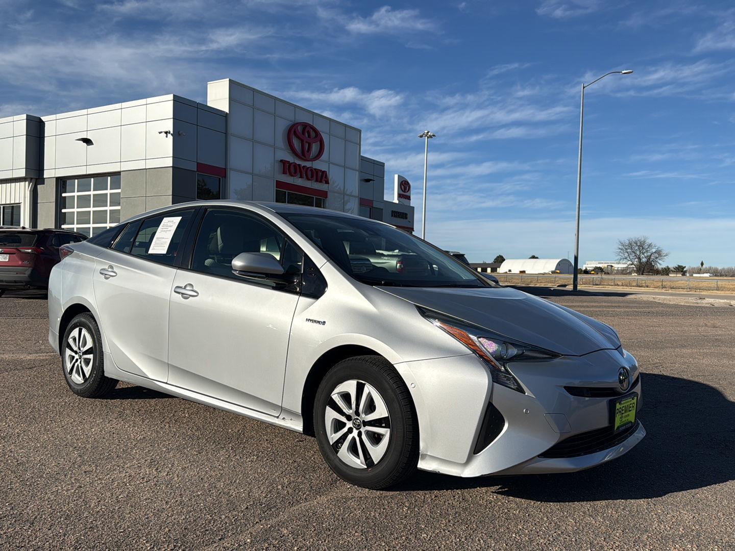 2018 Toyota Prius Three's photo