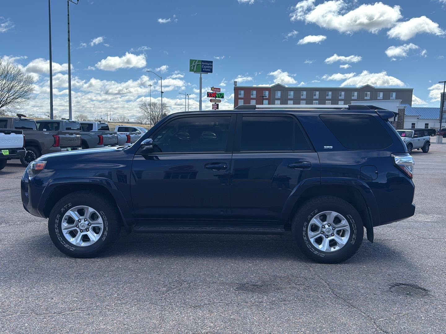 View vehicle photo 4