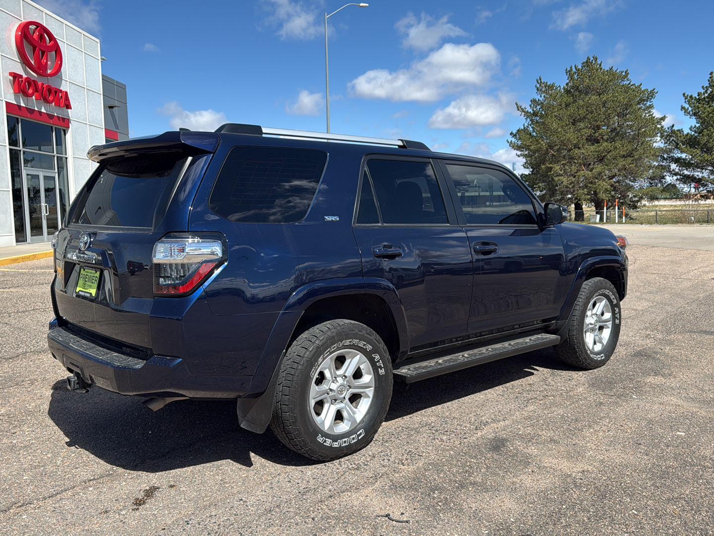 View vehicle photo 6