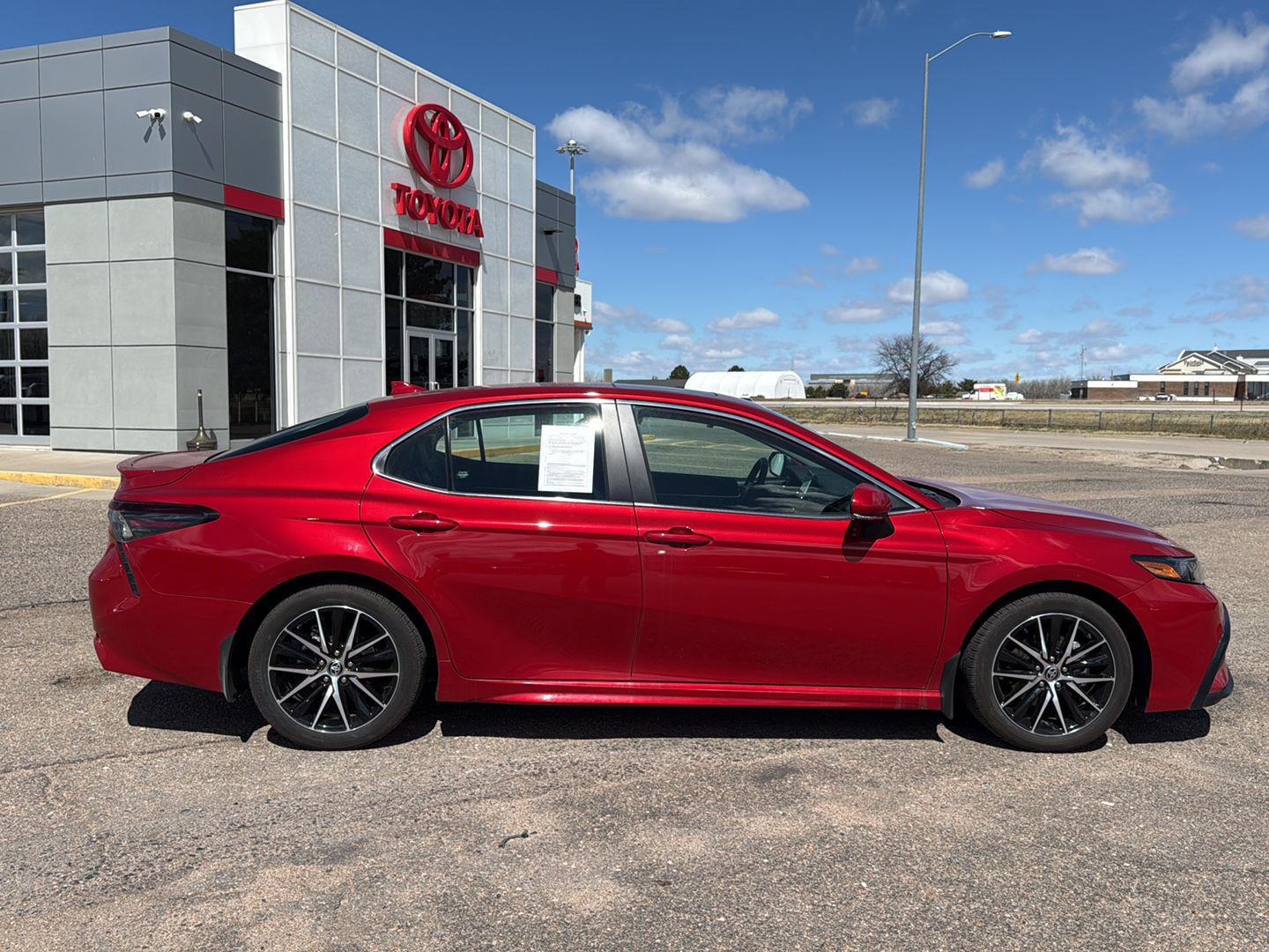 View vehicle photo 6