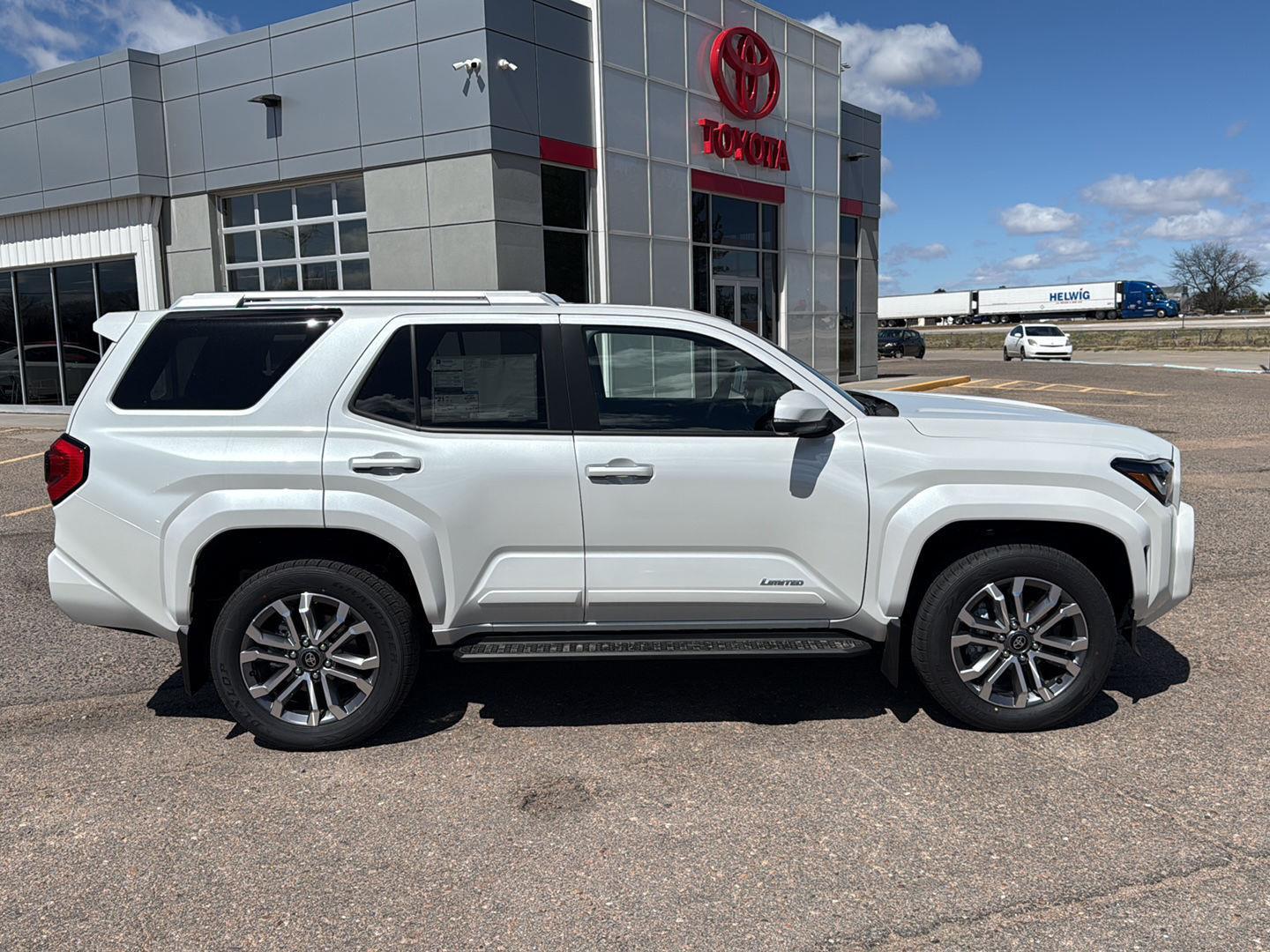 View vehicle photo 6