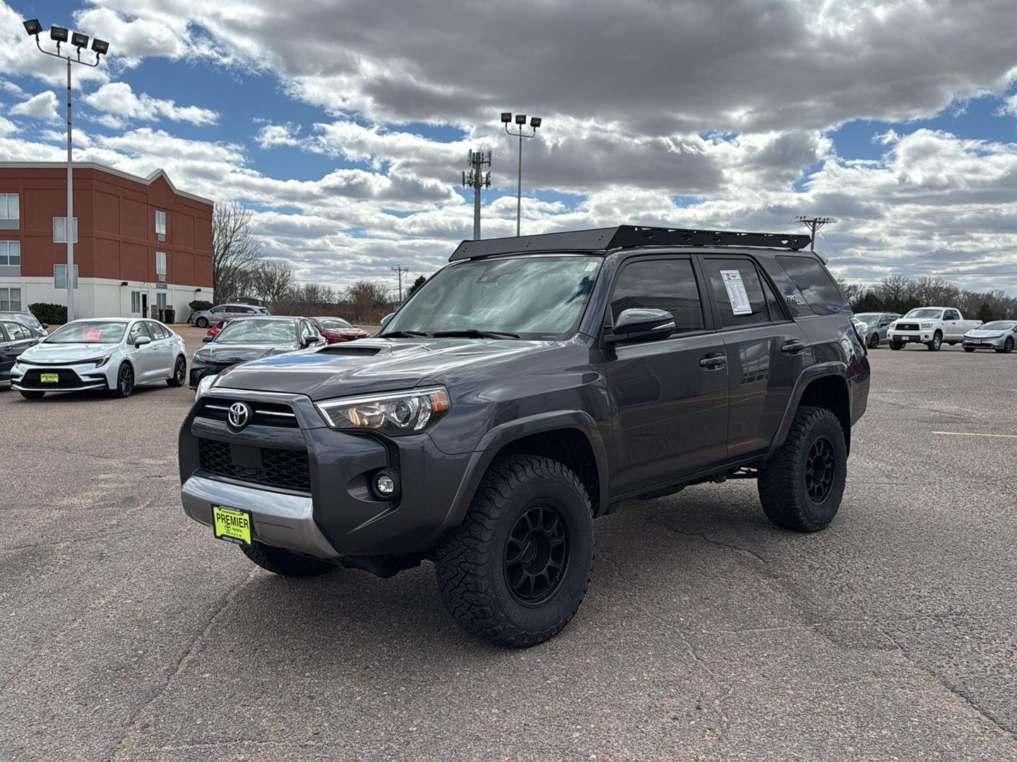 View vehicle photo 3