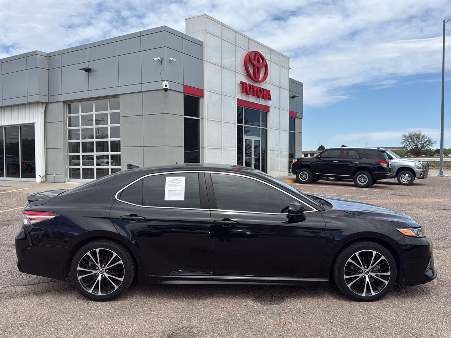 2019 Toyota Camry SE