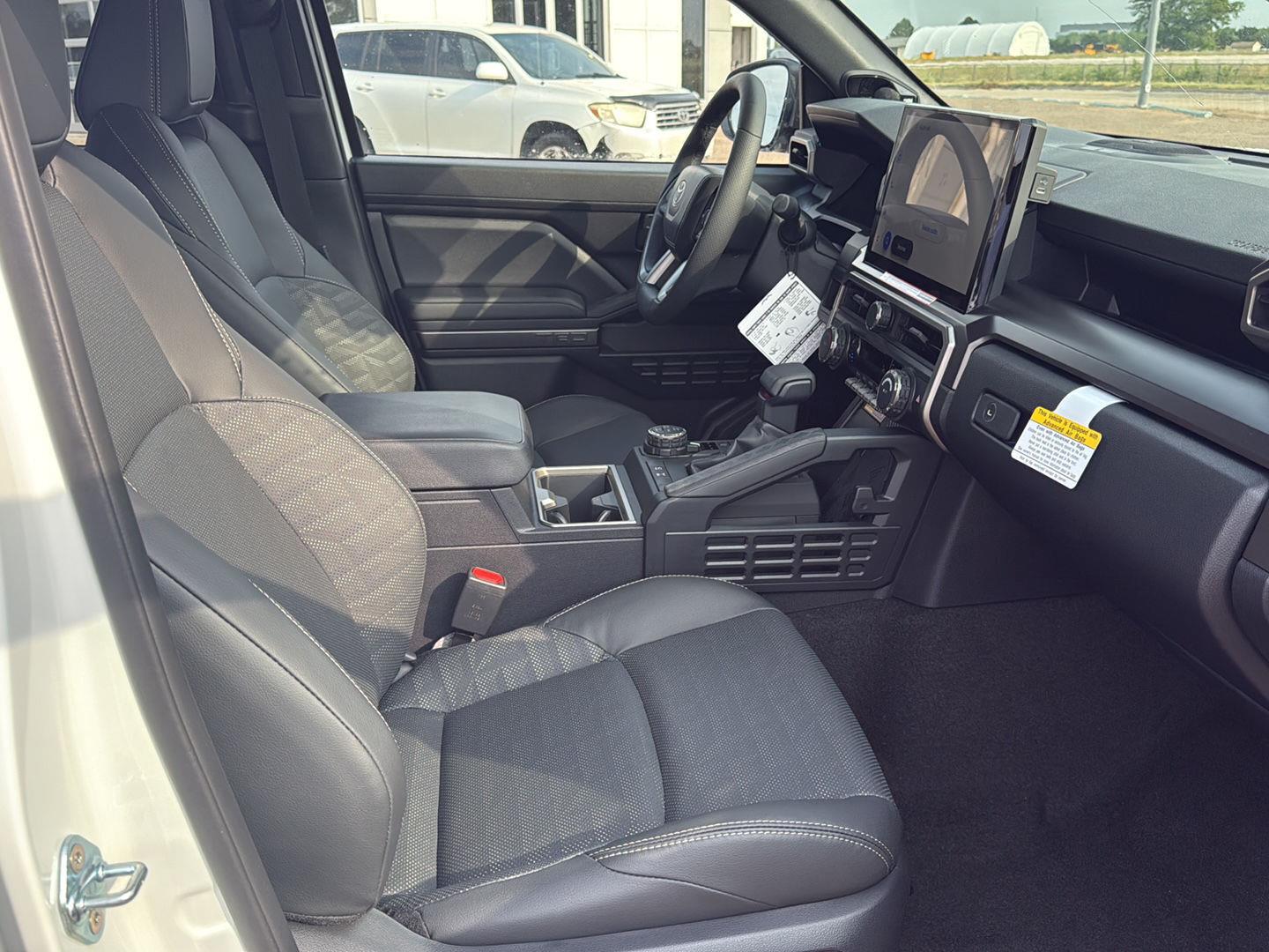 2026 Toyota 4Runner TRD Off-Road - Photo 15