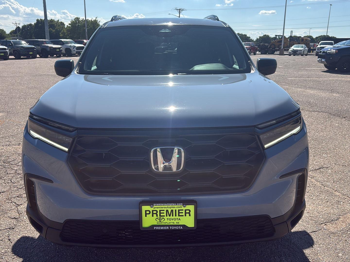 Used 2025 Honda Pilot SUV