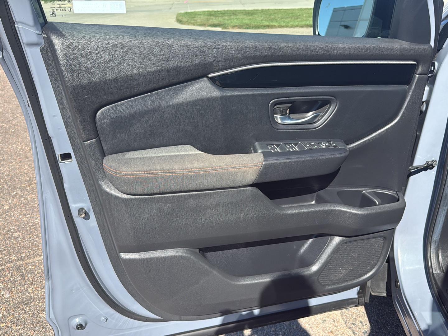 Used 2025 Honda Pilot SUV