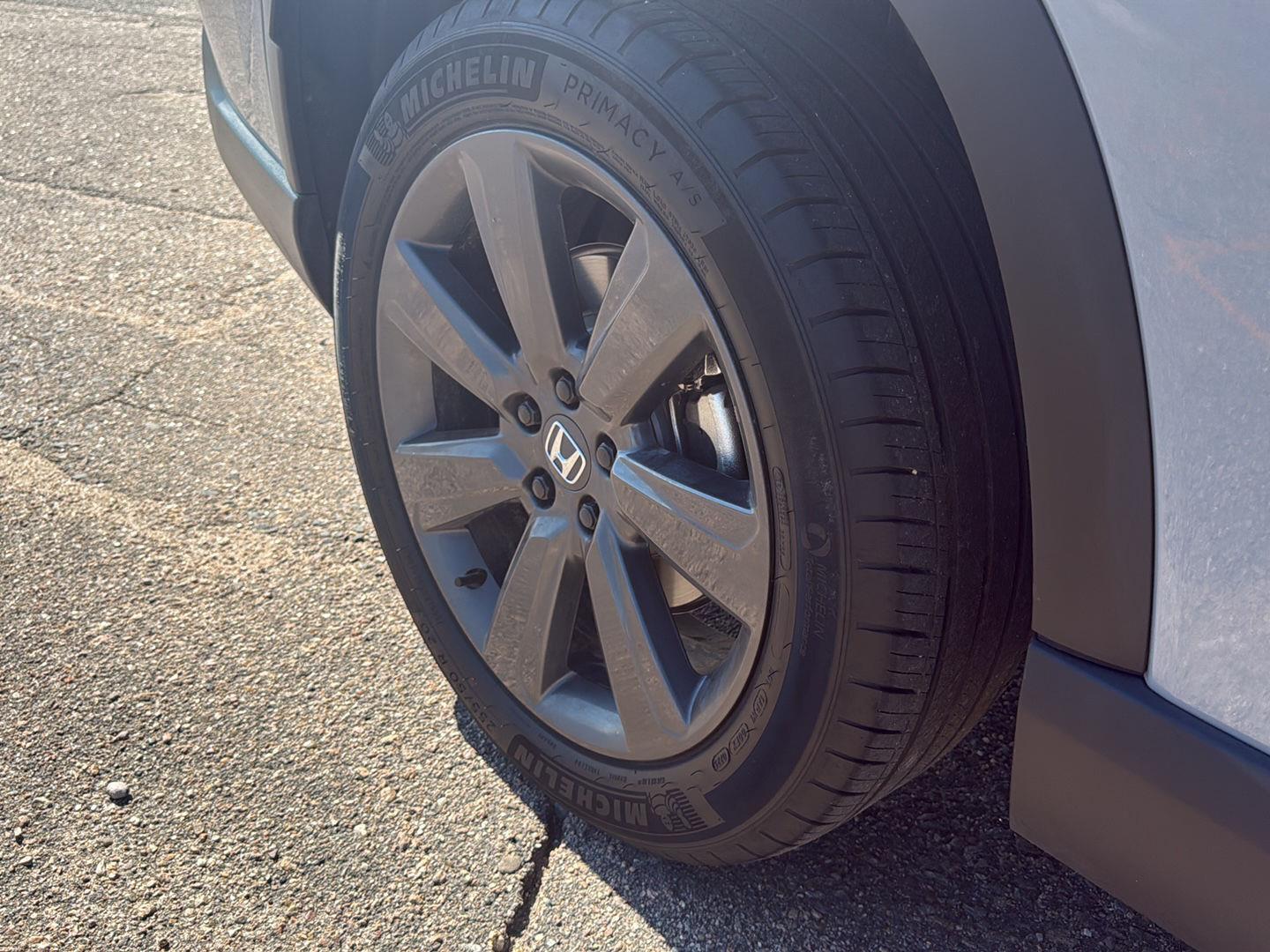 Used 2025 Honda Pilot SUV