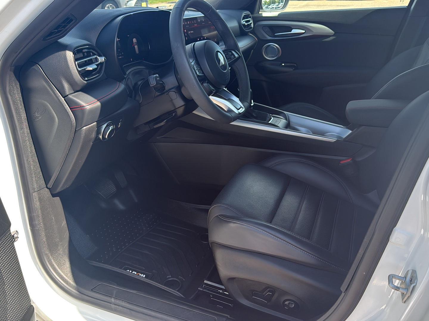 Used 2024 Dodge Hornet SUV