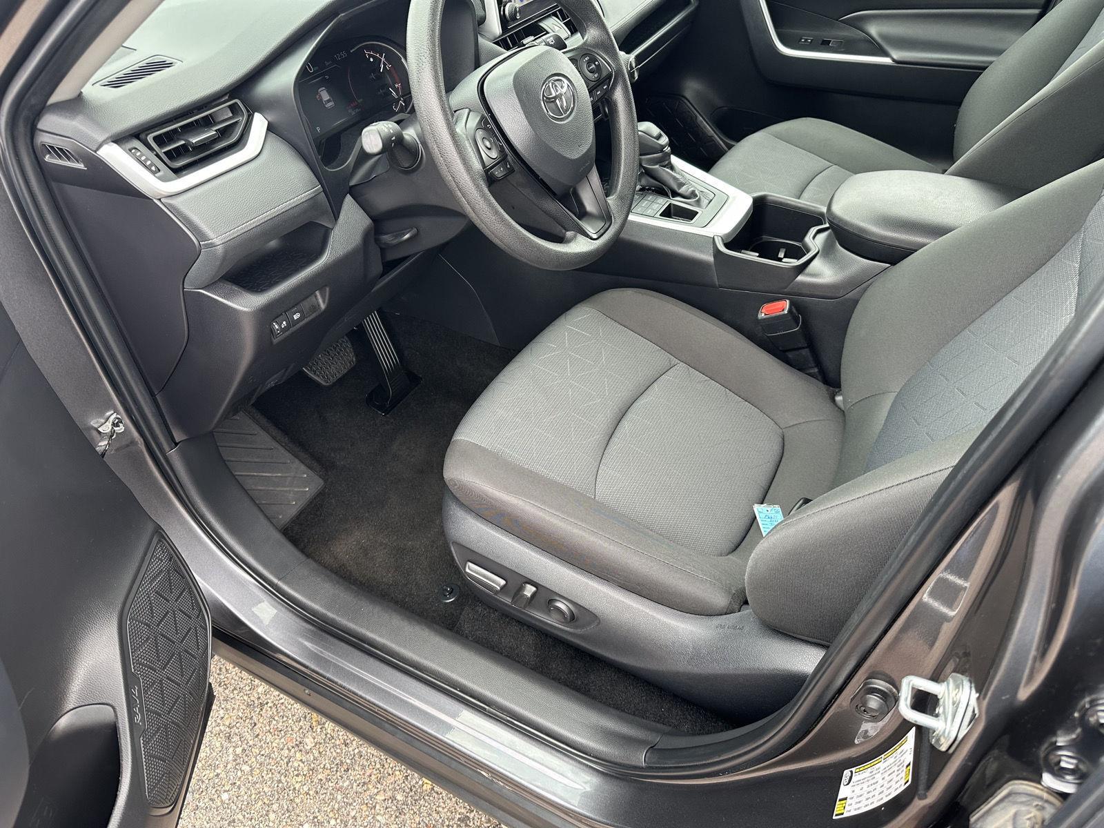 Used 2025 Toyota RAV4 SUV