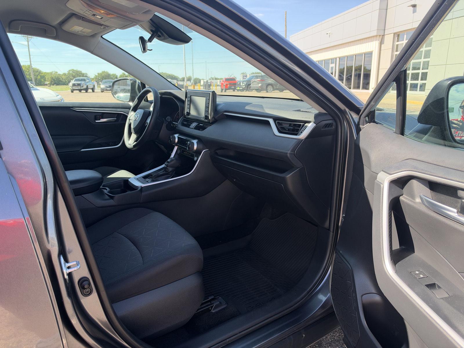 Used 2021 Toyota RAV4 SUV