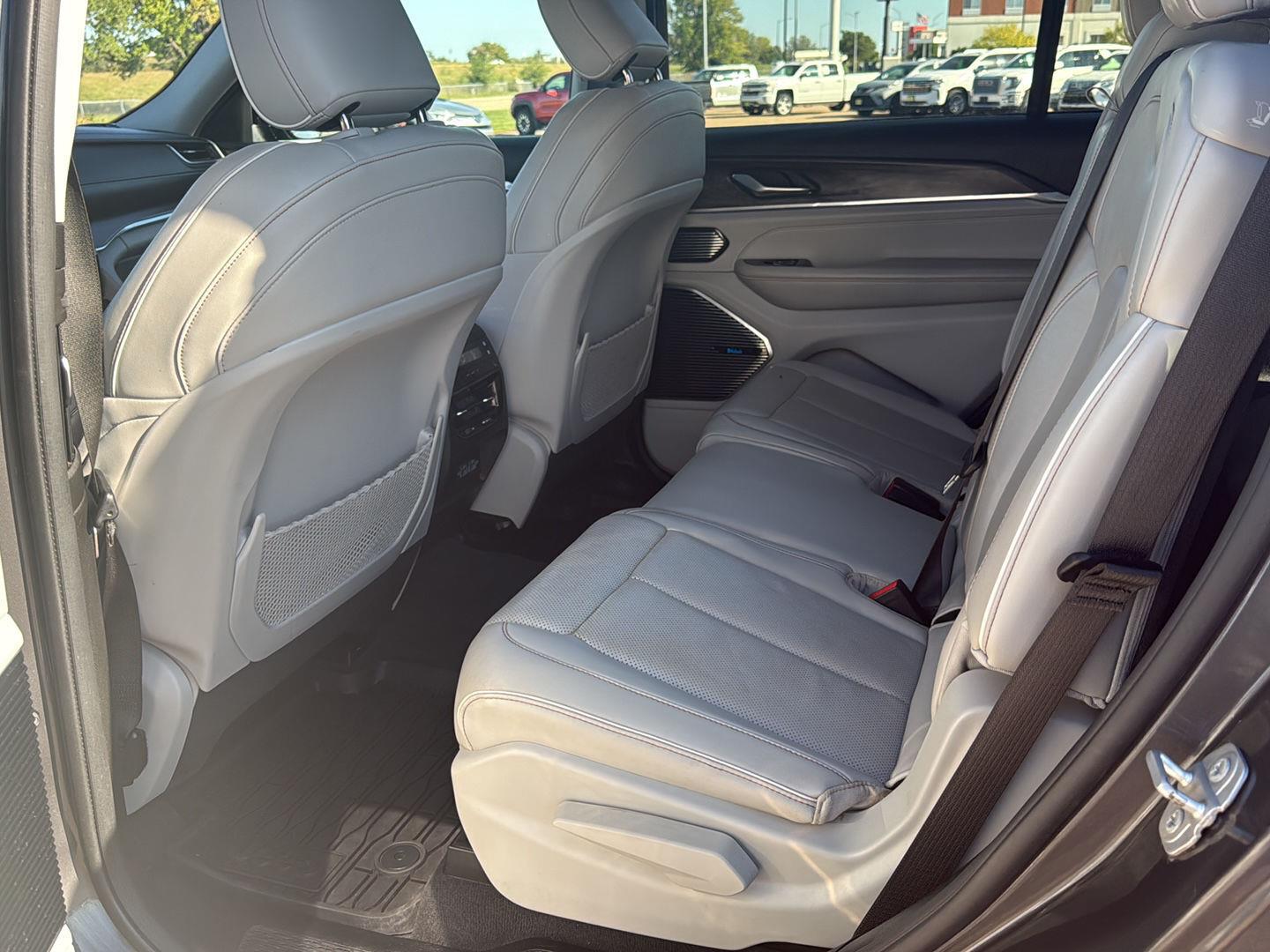 Used 2022 Jeep Grand Cherokee L SUV