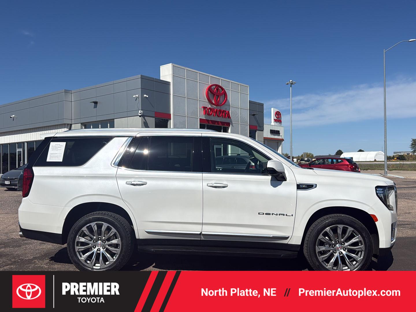 2021 GMC Yukon Denali 4WD