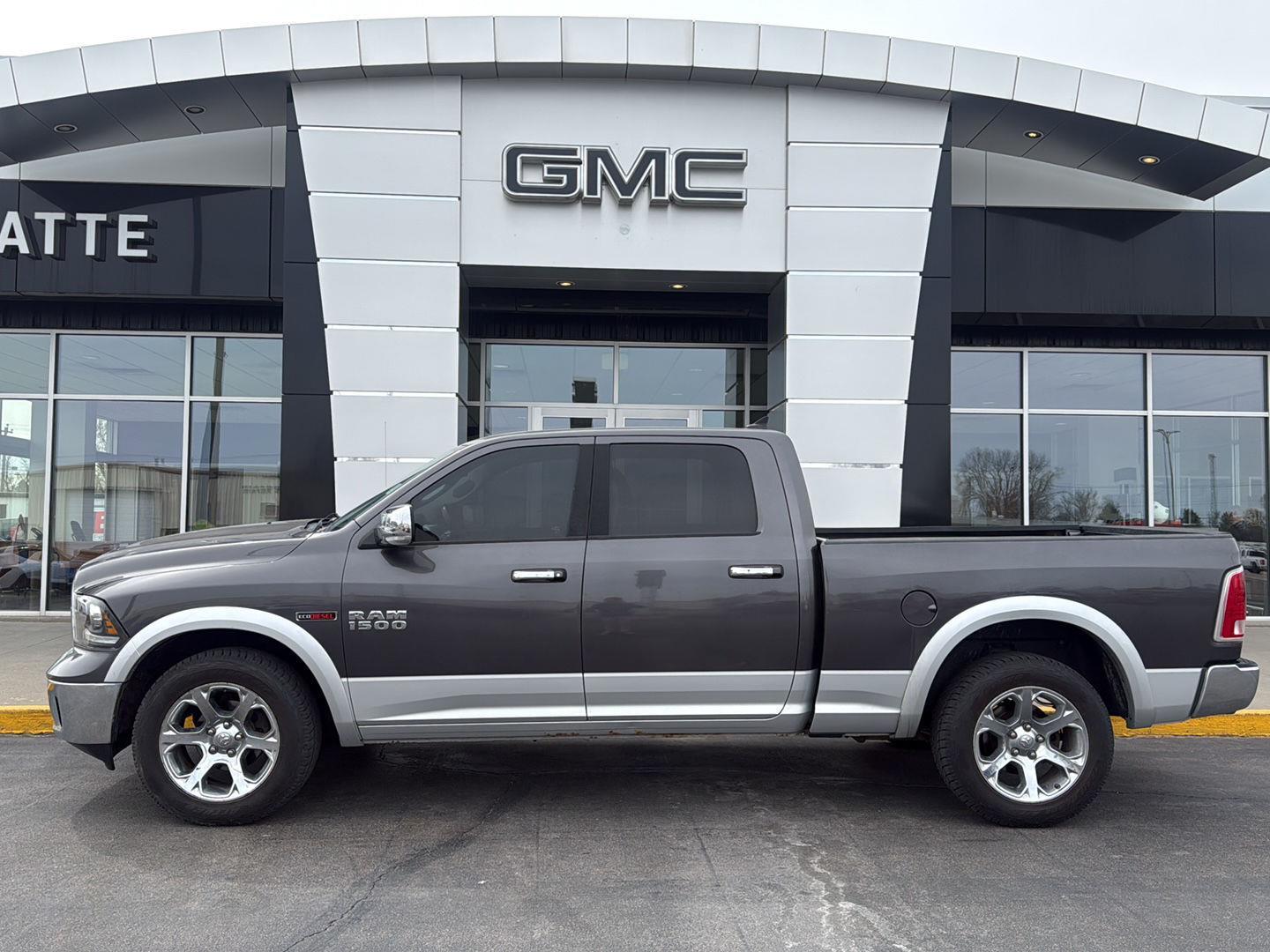 2016 RAM 1500 Laramie Crew Cab 4WD