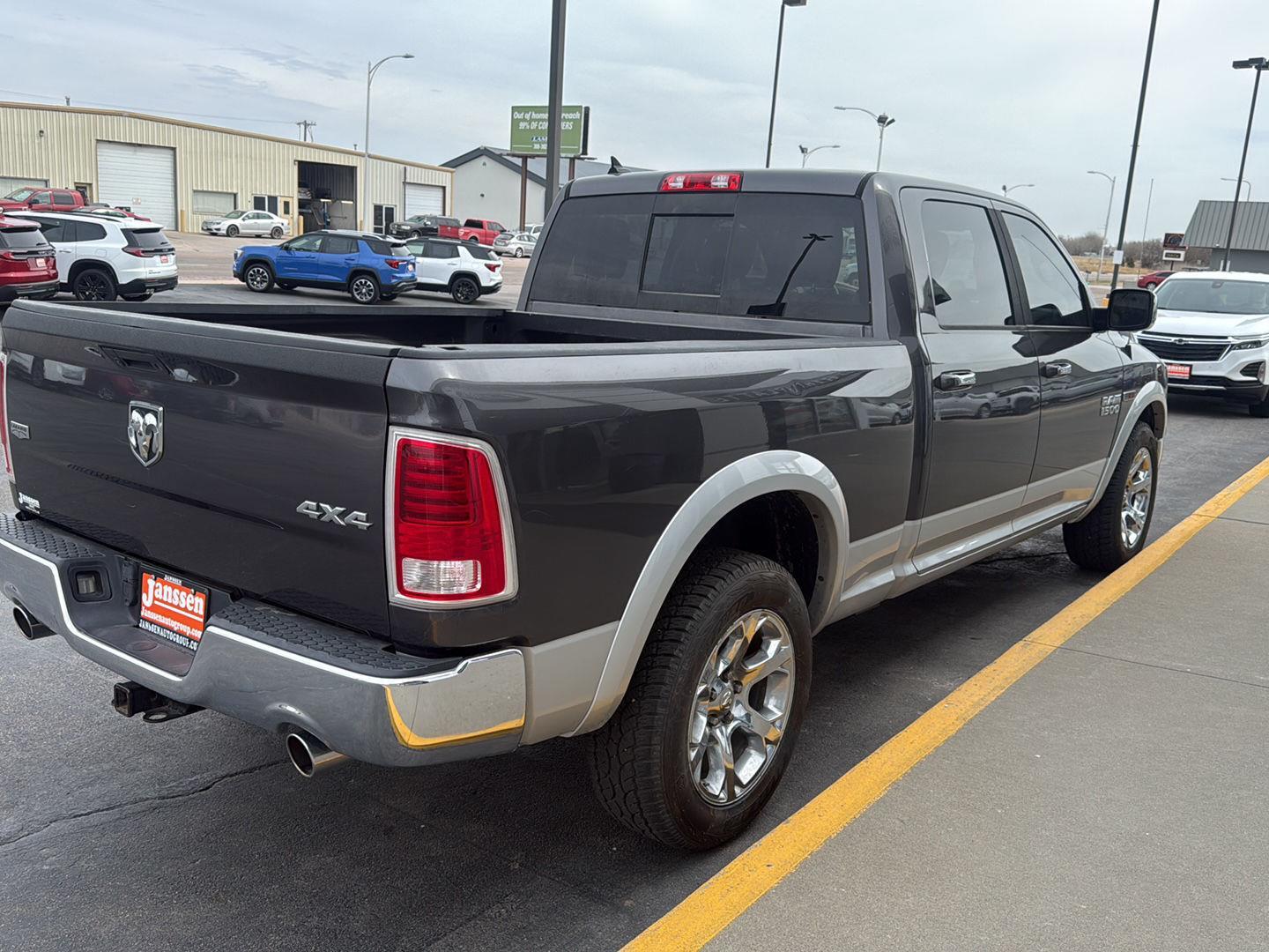 View vehicle photo 5