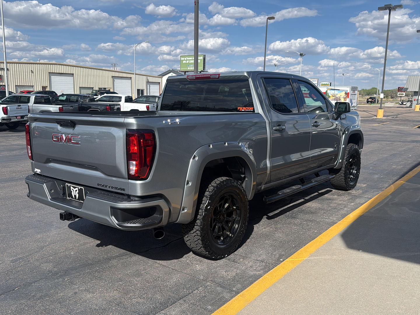 View vehicle photo 6