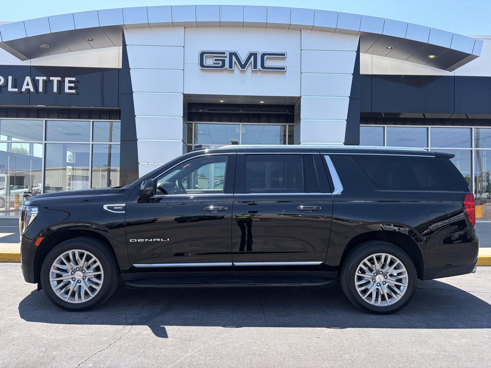 2024 GMC Yukon XL Denali 4WD