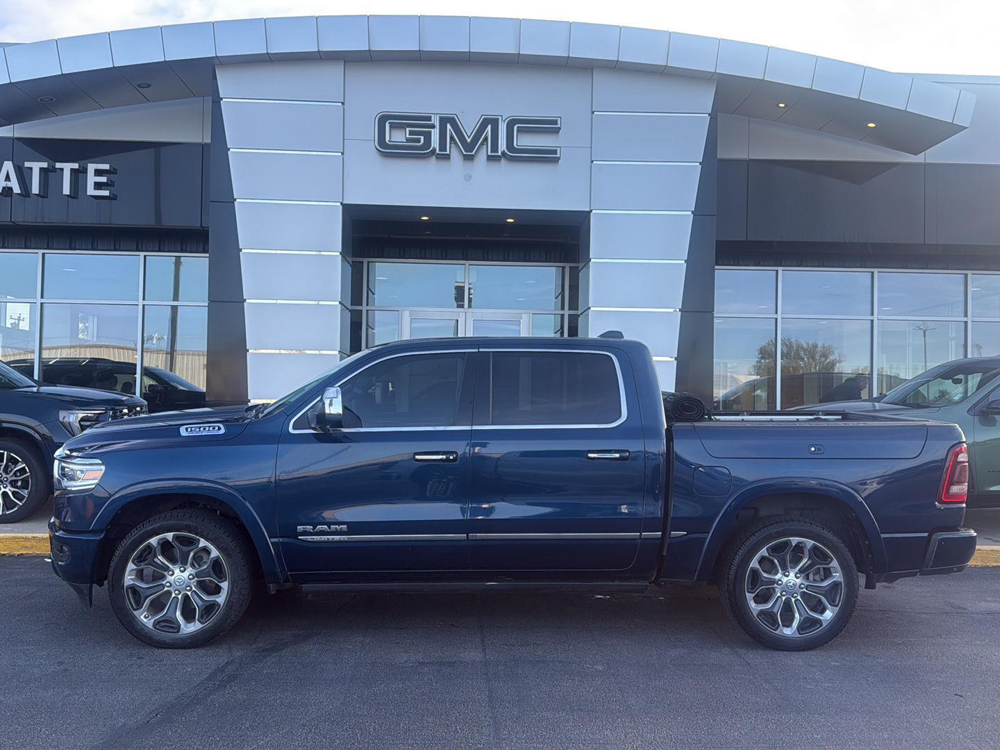  2022 RAM 1500 Limited Crew Cab 4WD   