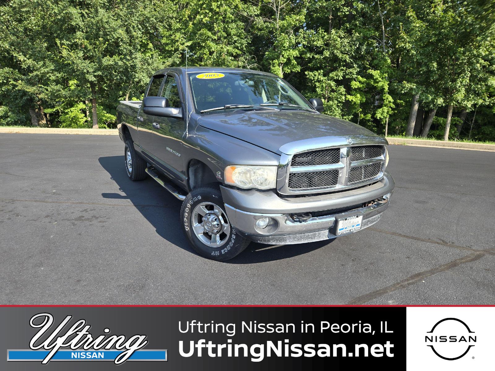 Mineral Gray Metallic 2005 Dodge RAM 2500 Pickup Truck Four-Wheel Drive 4-Speed Automatic Overdrive