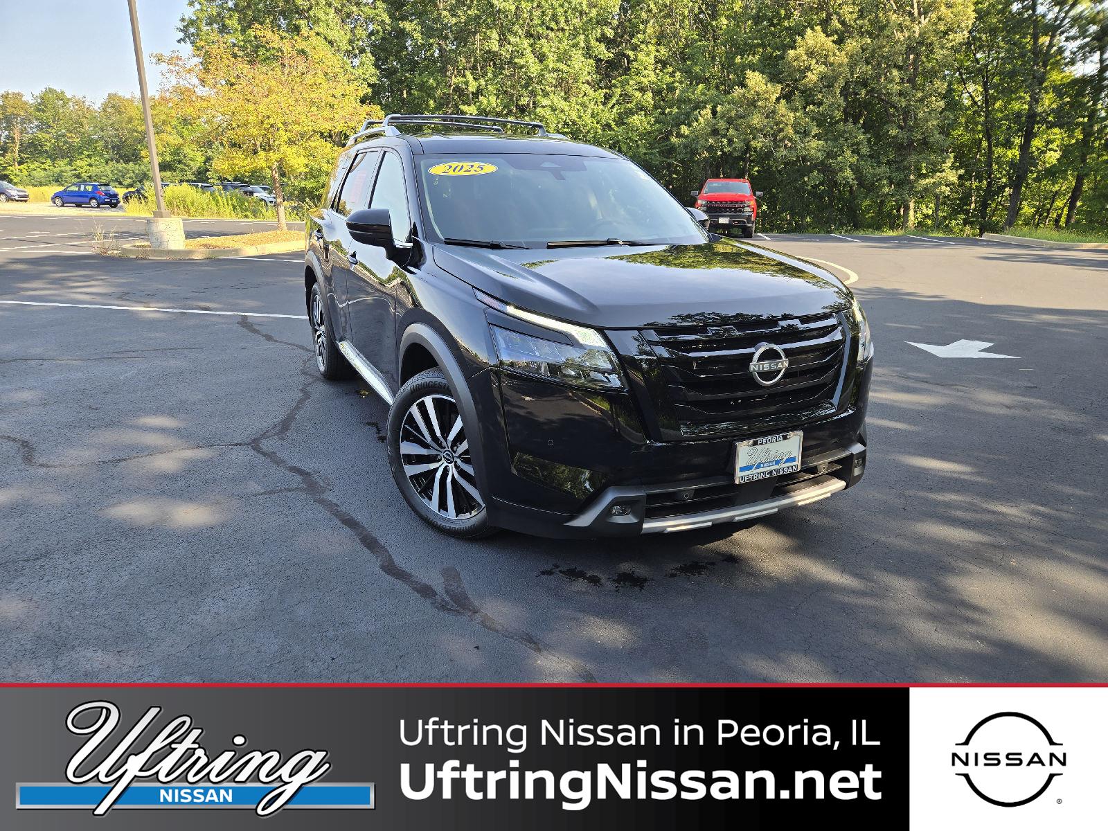 2025 Nissan Pathfinder Platinum 4WD