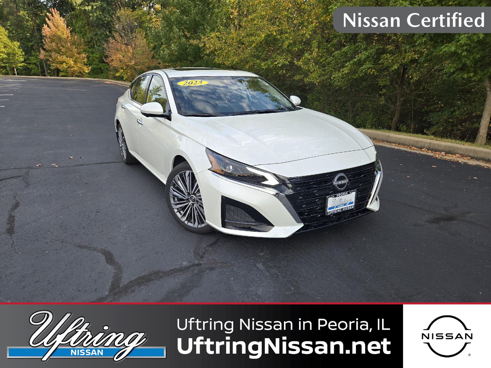 Pearl White Tricoat 2025 Nissan Altima Sedan Front-Wheel Drive Continuously Variable Transmission