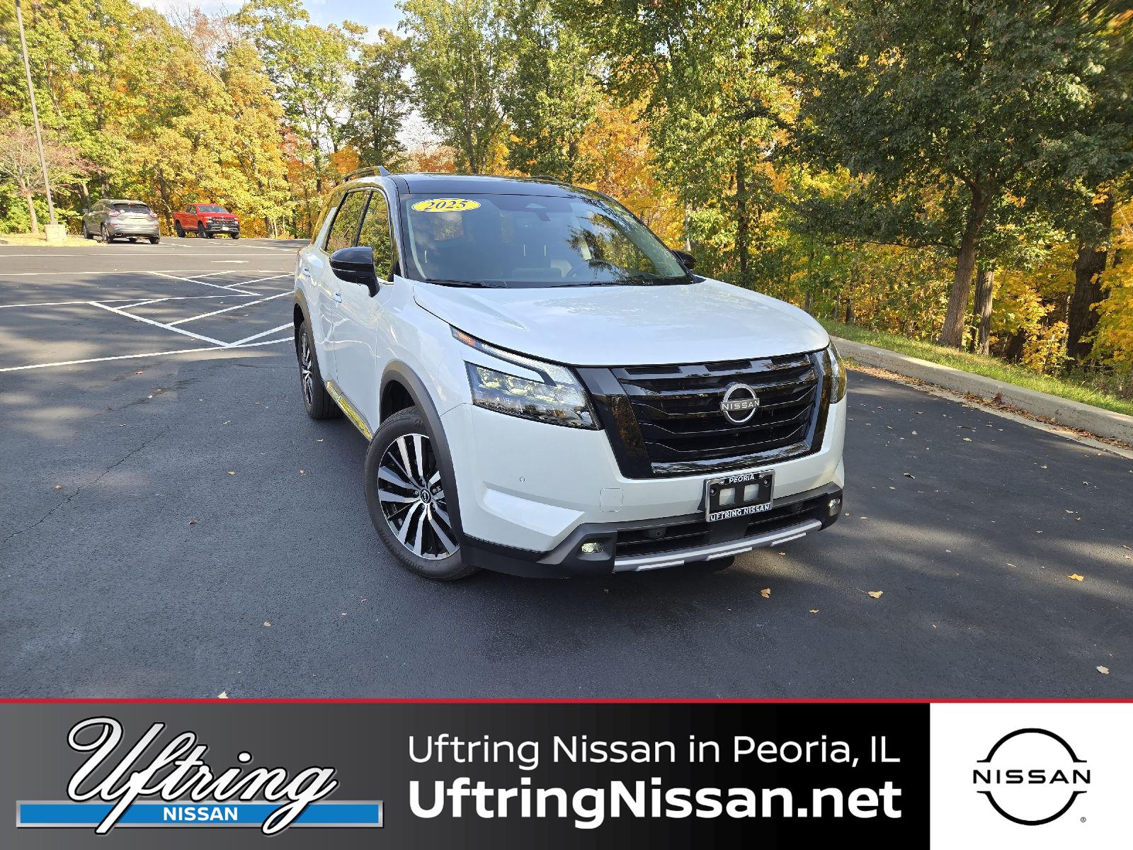 2025 Nissan Pathfinder Platinum 4WD