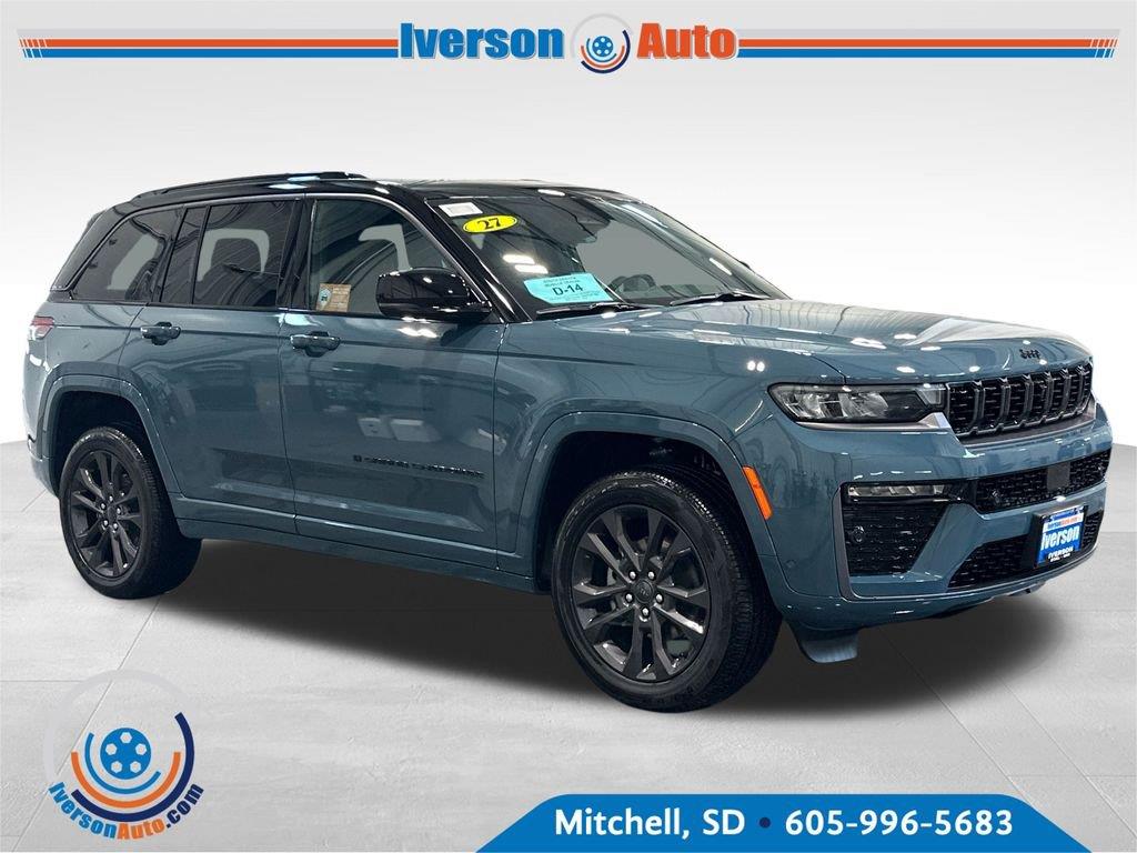 Gray (Steel Blue) 2026 Jeep Grand Cherokee SUV / Crossover Four-Wheel Drive 8-Speed Automatic
