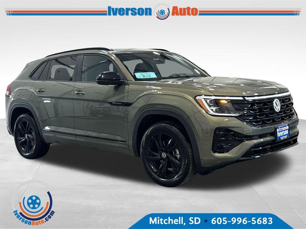  2025 Volkswagen Atlas Cross Sport SEL R-Line Black 4Motion   