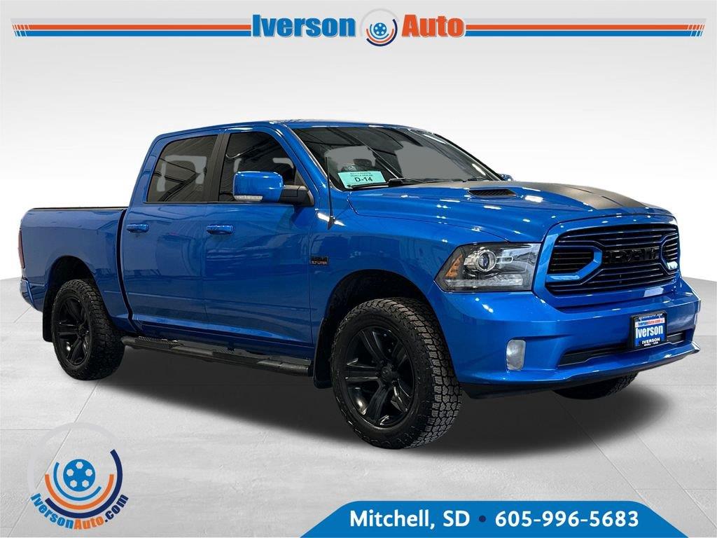 Hydro Blue Pearlcoat 2018 RAM 1500 Pickup Truck Four-Wheel Drive 8-Speed Automatic