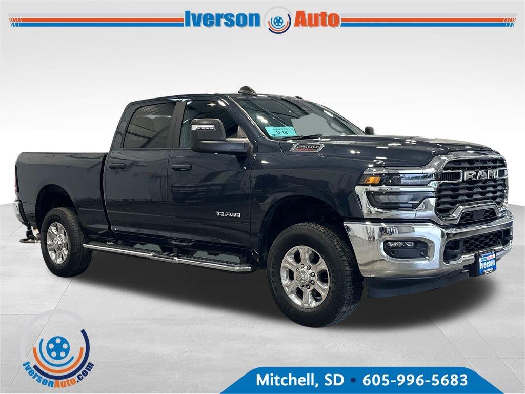 2026 RAM 2500 Big Horn Crew Cab 4WD