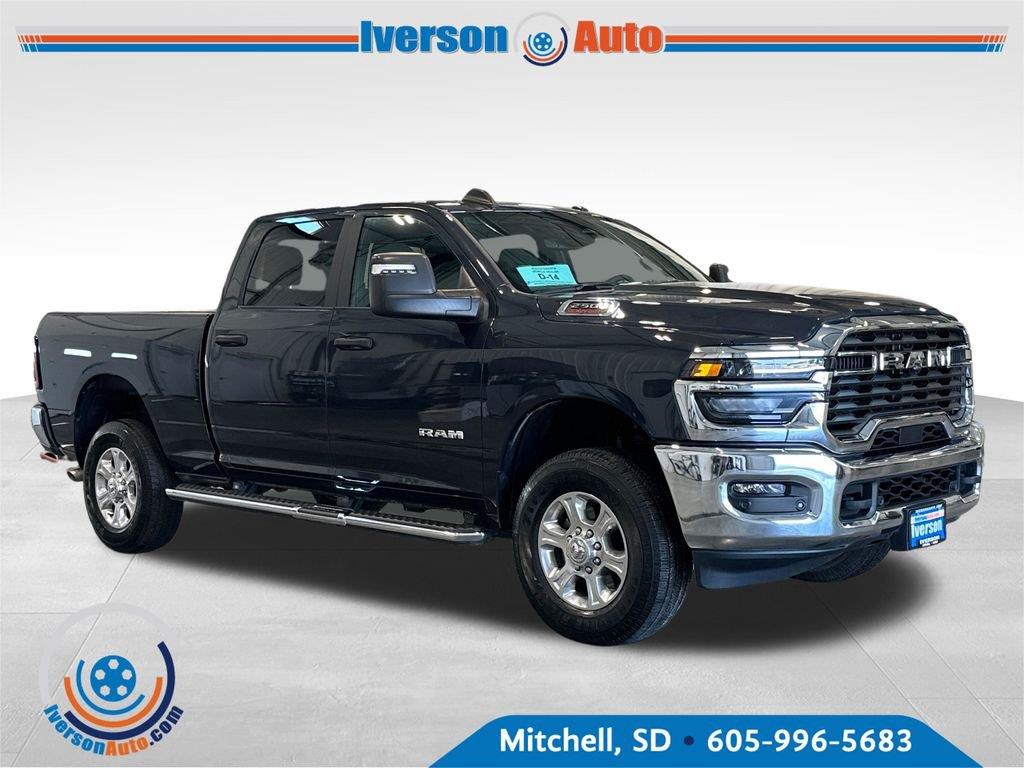  2026 RAM 2500 Big Horn Crew Cab 4WD   