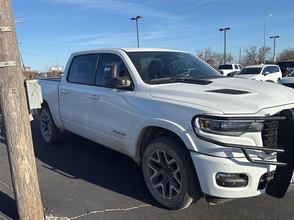 2025 RAM 1500 Laramie Crew Cab 4WD