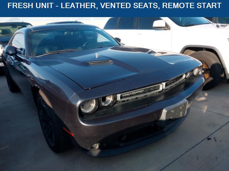 Pitch Black Clearcoat 2016 Dodge Challenger Coupe Rear-Wheel Drive 8-Speed Automatic