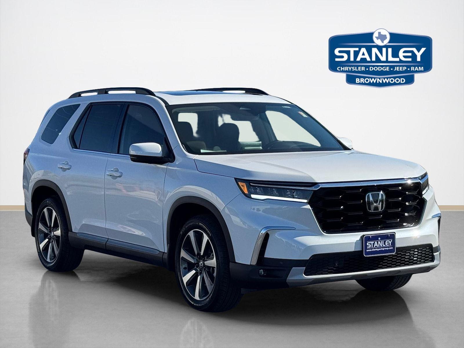 Platinum White Pearl 2025 Honda Pilot Touring FWD SUV / Crossover Front-Wheel Drive 10-Speed Automatic