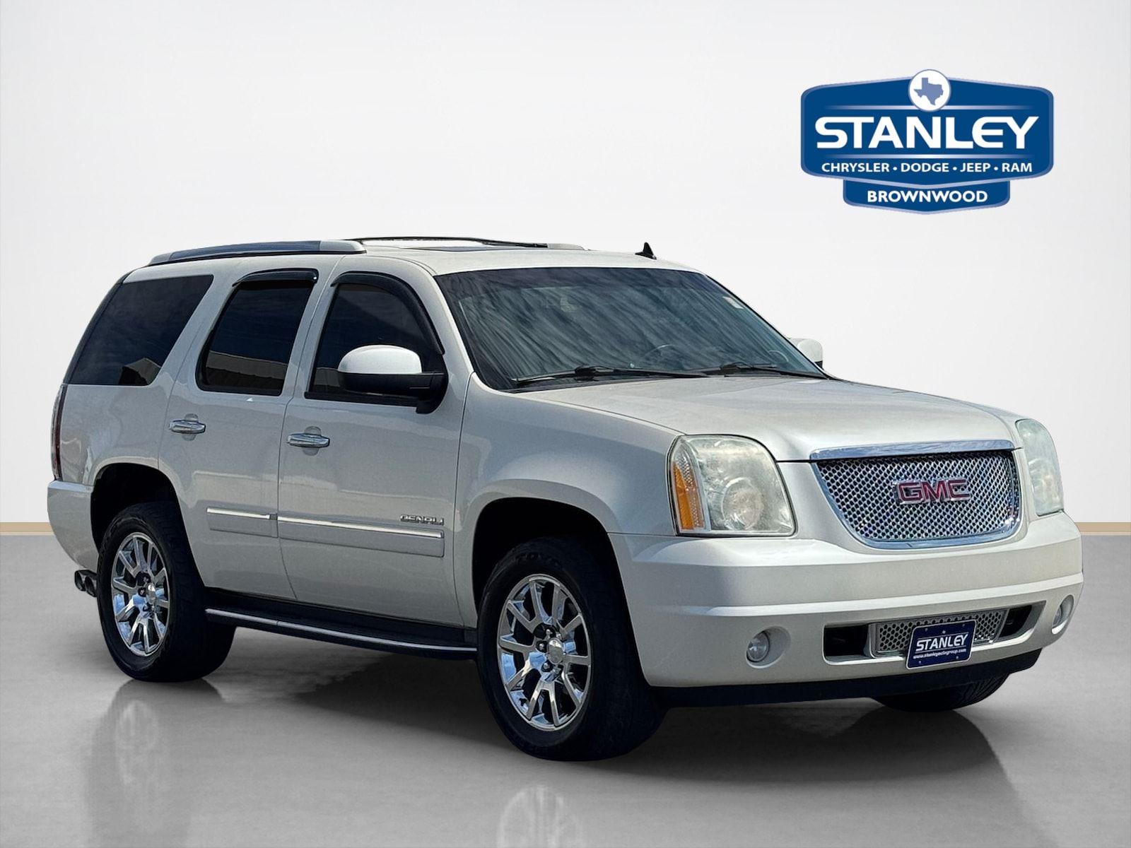 White Diamond Tricoat 2012 GMC Yukon Denali AWD SUV / Crossover All-Wheel Drive 6-Speed Automatic
