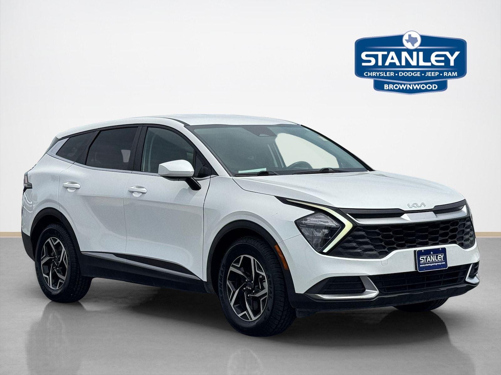 Snow White Pearl 2023 Kia Sportage LX FWD SUV / Crossover Front-Wheel Drive 8-Speed Automatic