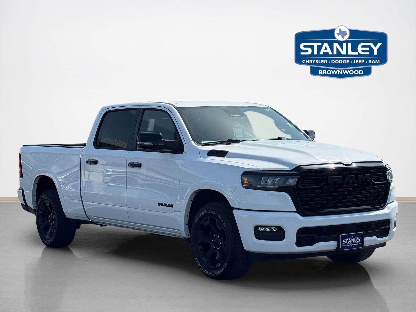  2025 RAM 1500 Big Horn Crew Cab 4WD   